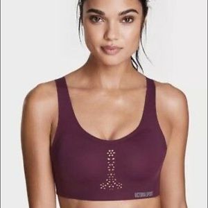 Victoria’s Secret angel max lightweight bra